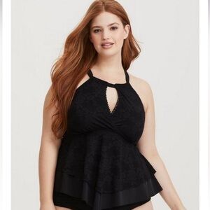 Torrid (6x/30) Lace Halter Swim Top Tie